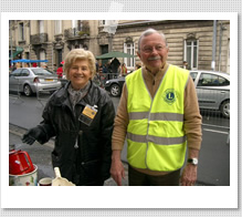 �z�[���[�̃}�[�N