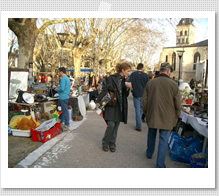 �z�[���[�̃}�[�N