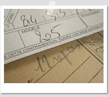 �z�[���[�̃}�[�N